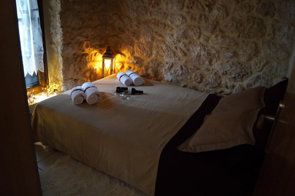 Niko'S Stone Guest House Plitra Luaran gambar